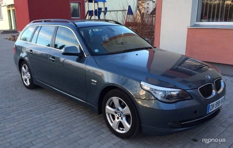 BMW 5 серія 2010 - 8