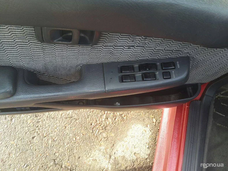 Toyota Carina 1991 - 8