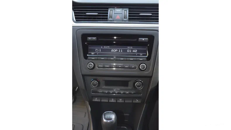 Skoda Rapid 2014 - 15