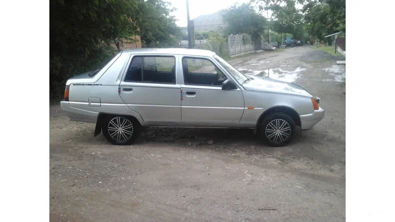 ЗАЗ 1103 «Славута» 2000 - 5