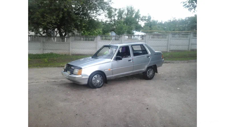 ЗАЗ 1103 «Славута» 2000