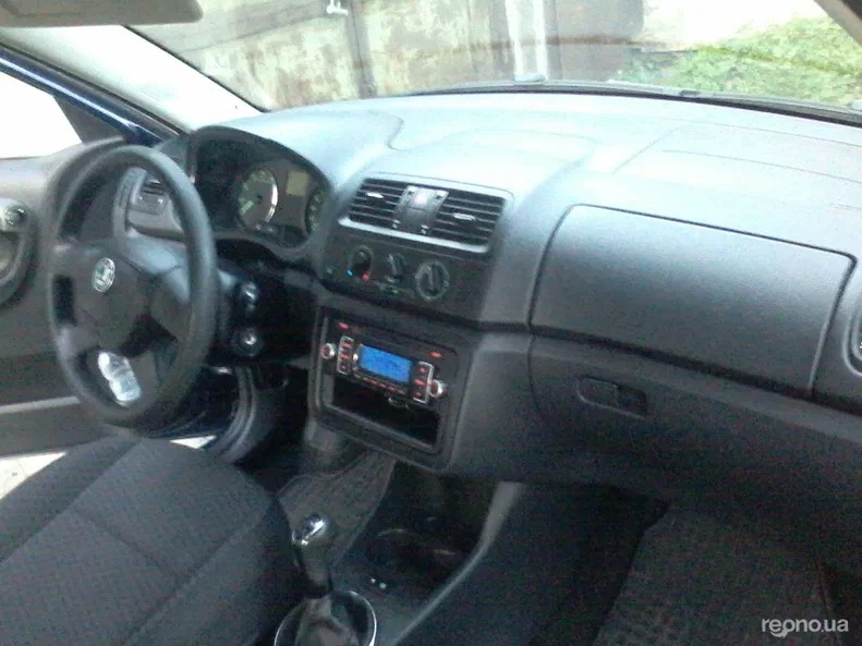Skoda Fabia 2010 - 6