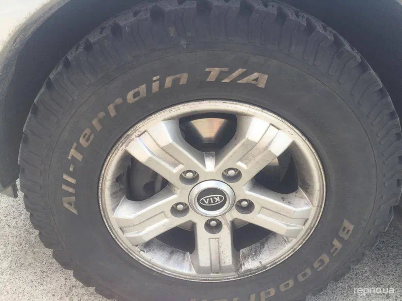 Kia Sorento 2004 - 6