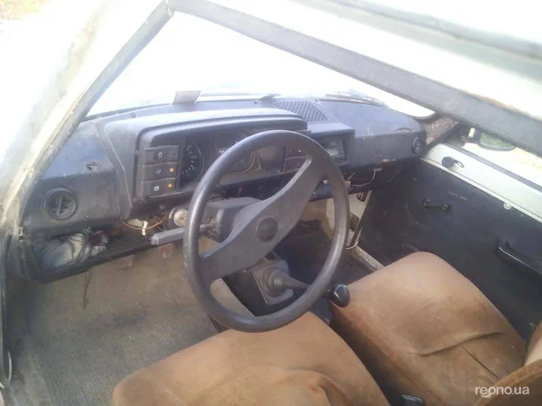 Wartburg 1.3 1989 - 5