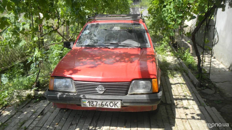 Opel Ascona 1982