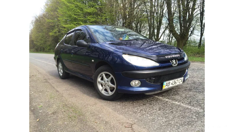 Peugeot 206 2010 - 11