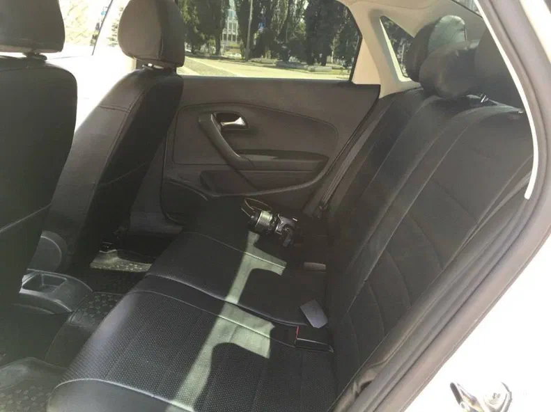 Volkswagen Polo 2011 - 8