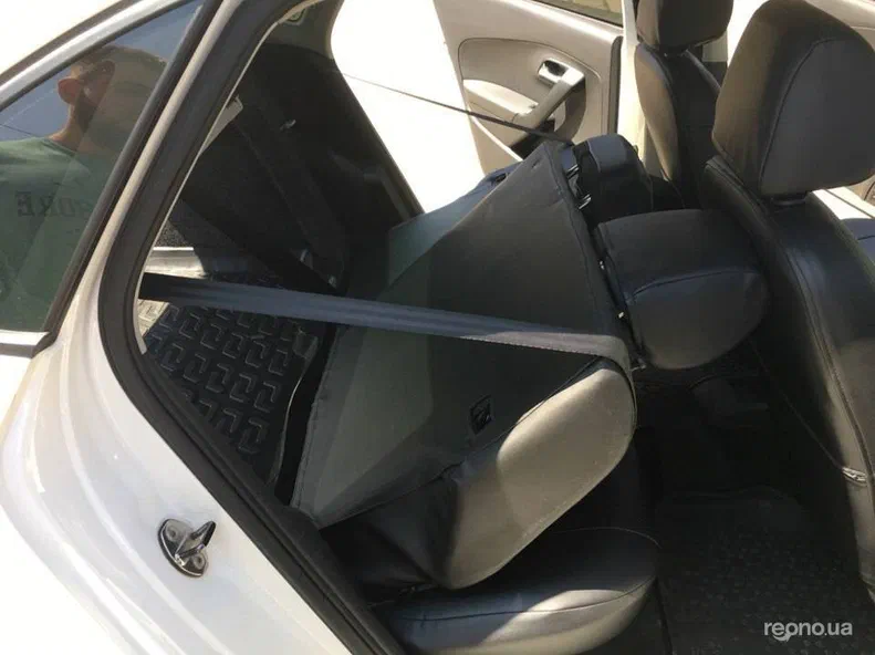 Volkswagen Polo 2011 - 11