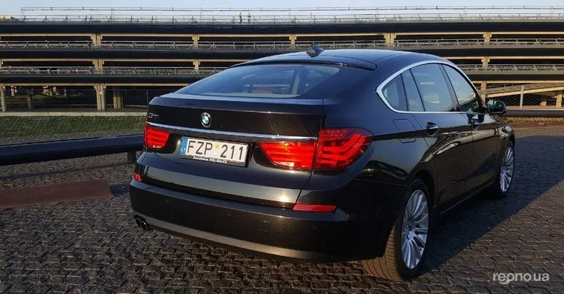 BMW 5 серія 2010 - 6