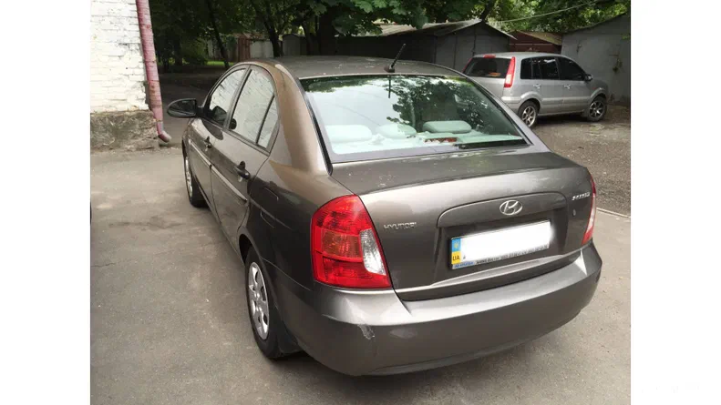 Hyundai Accent 2008 - 6
