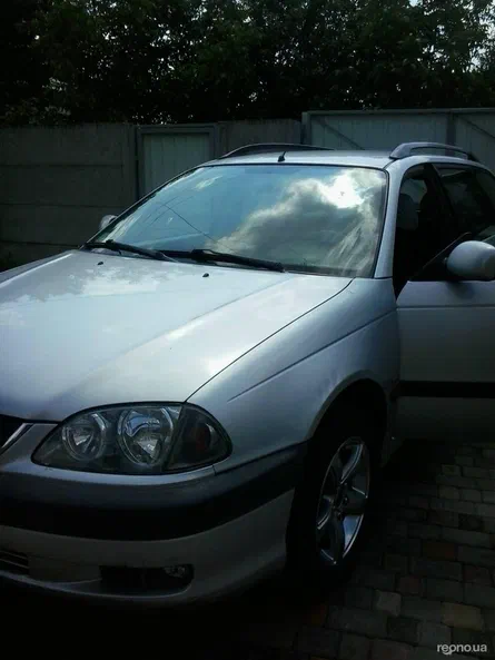 Toyota Avensis 2001 - 22
