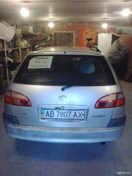 Toyota Avensis 2001