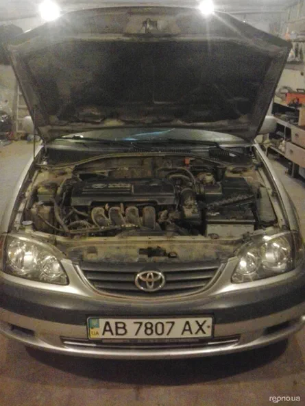 Toyota Avensis 2001 - 7