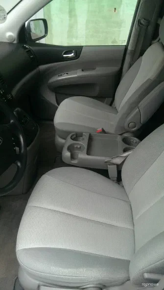 Kia Carnival 2008