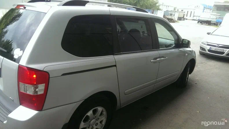 Kia Carnival 2008