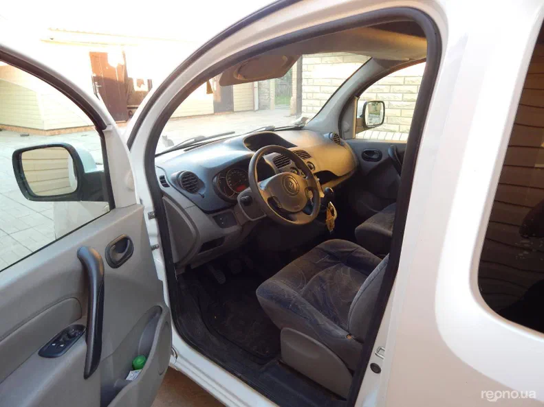 Renault Kangoo 2009 - 8