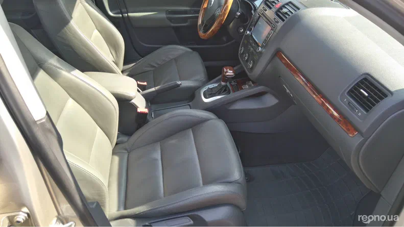 Volkswagen Golf 2005