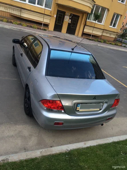 Mitsubishi Lancer 2004 - 13