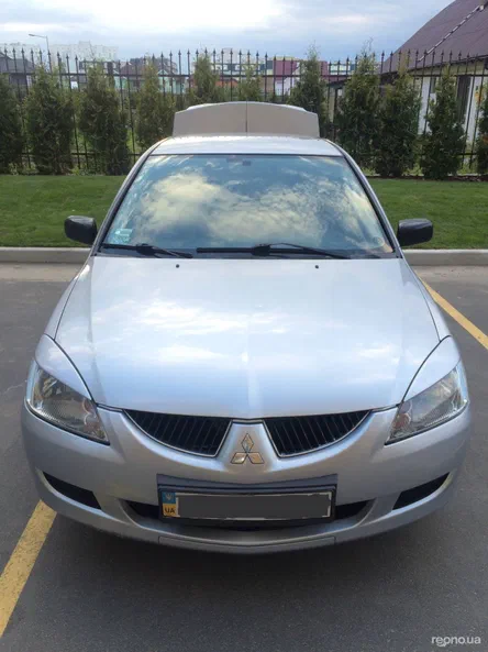 Mitsubishi Lancer 2004 - 9