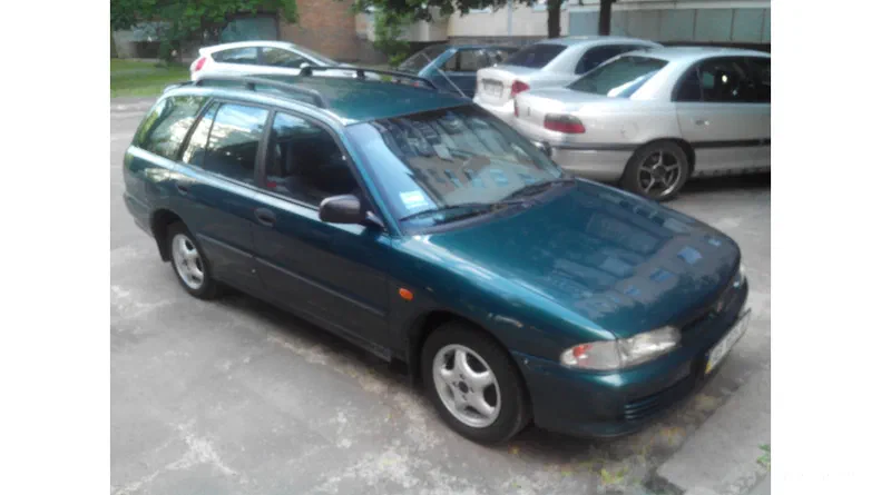 Mitsubishi Lancer 1995 - 5