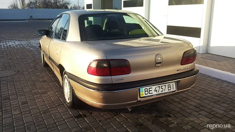 Opel Omega 1998 - 3