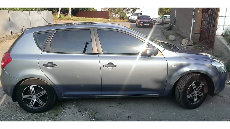 Kia Ceed 2008 - 5
