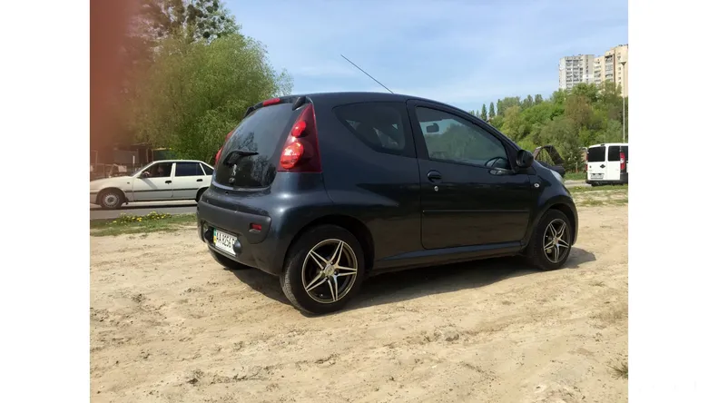 Peugeot 107 2012 - 8