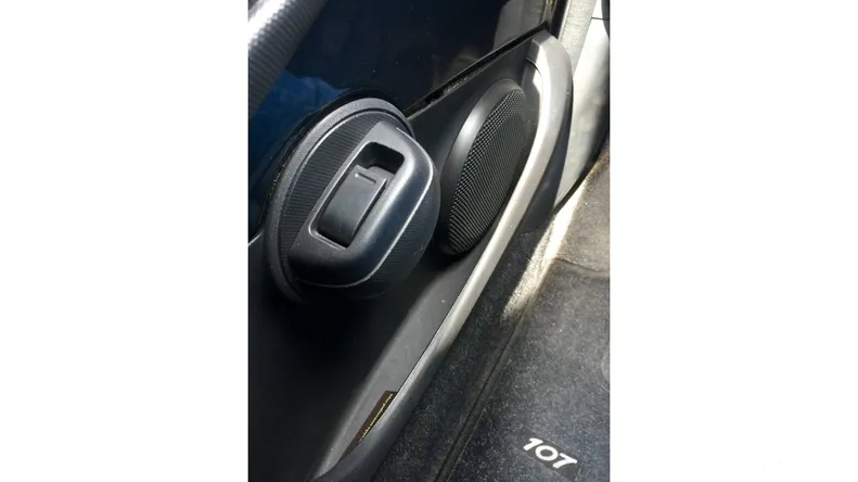 Peugeot 107 2012 - 23