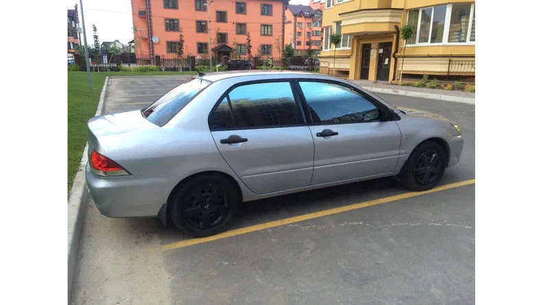 Mitsubishi Lancer 2004