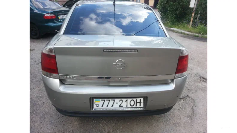 Opel Vectra 2004