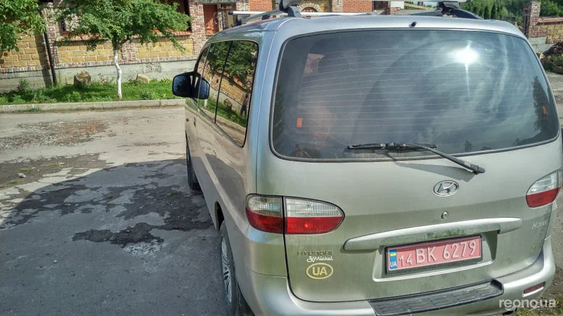 Hyundai H-1 2004 - 11