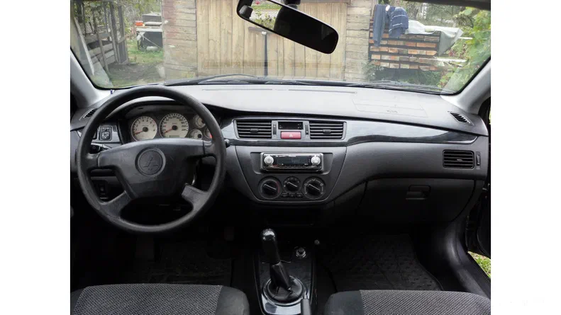 Mitsubishi Lancer 2004