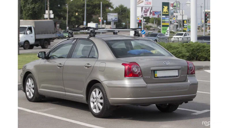 Toyota Avensis 2006 - 9