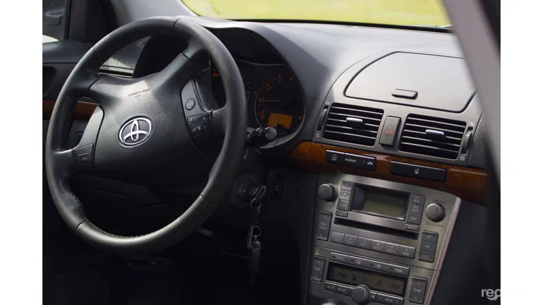 Toyota Avensis 2006 - 5