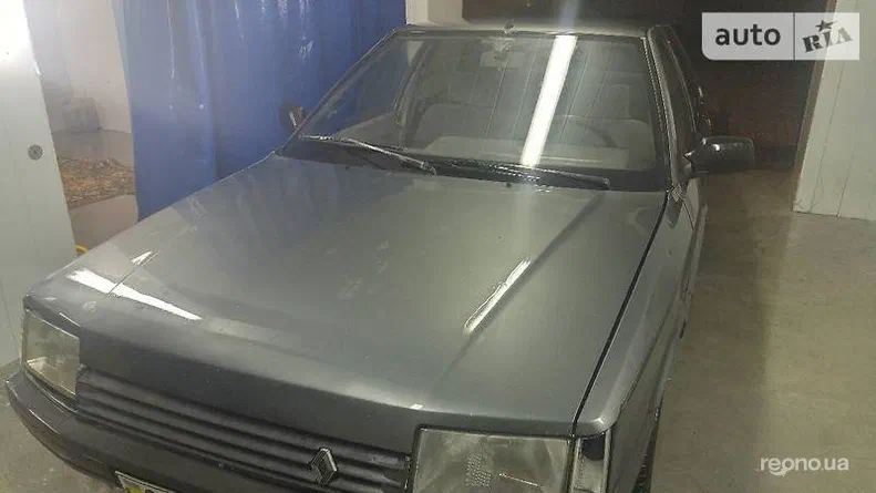 Renault 21 1988