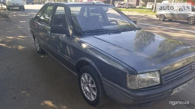 Renault 21 1988