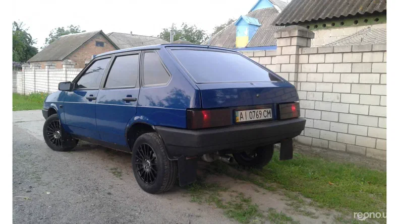 Lada (ВАЗ) 2109 2000