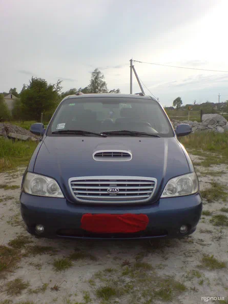 Kia Carnival 2002
