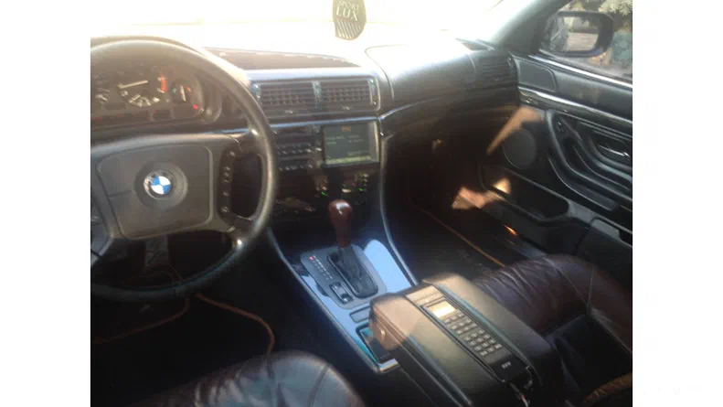 BMW 7 серии 1996