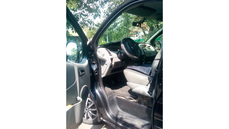 Opel Vivaro 2008 - 5