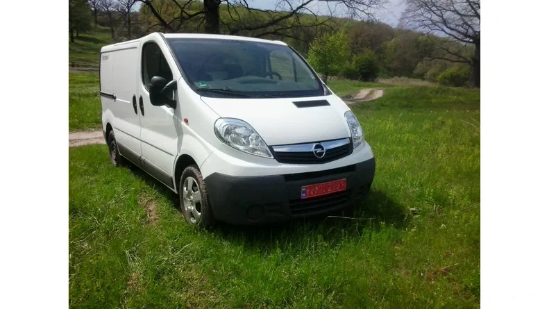Opel Vivaro 2014 - 26