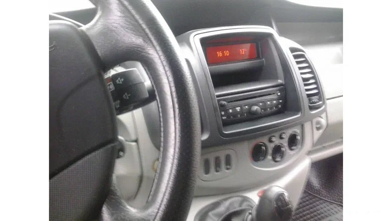 Opel Vivaro 2014 - 10