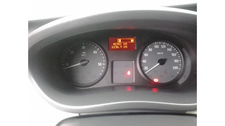 Opel Vivaro 2014 - 11