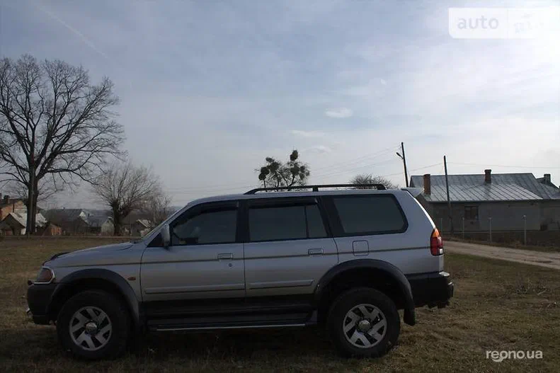 Mitsubishi Pajero 2004