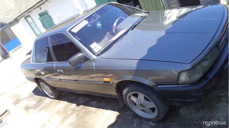 Toyota Camry 1987 - 5