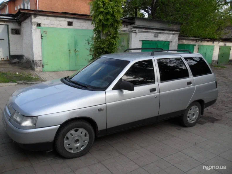 Lada (ВАЗ) 2111 2002
