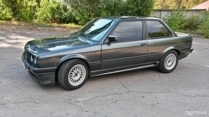 BMW 3 серии 1989