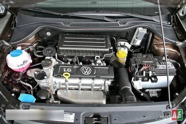 Volkswagen Polo 2015 - 6