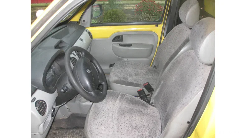 Renault Kangoo 2005 - 7
