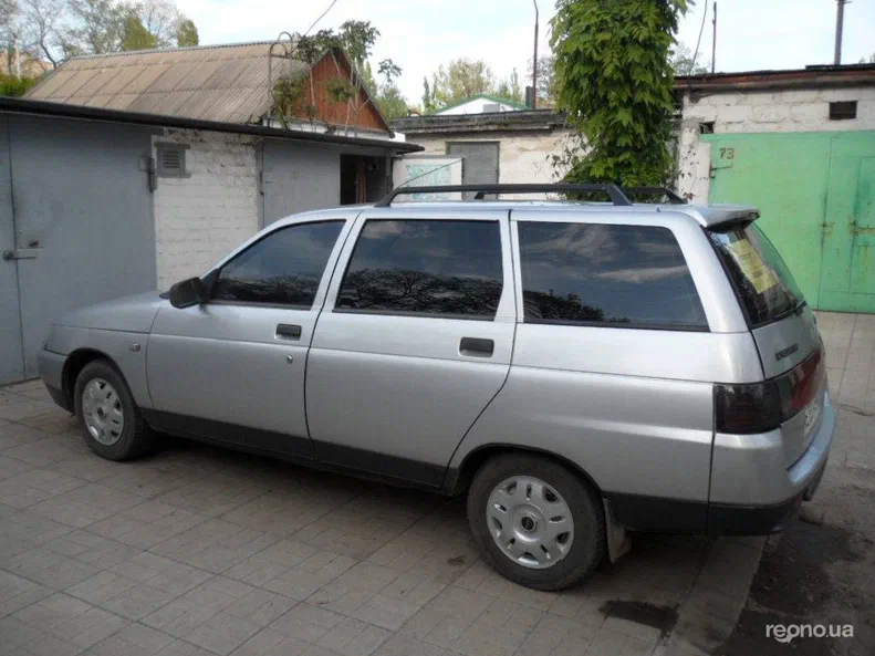 Lada (ВАЗ) 2111 2002
